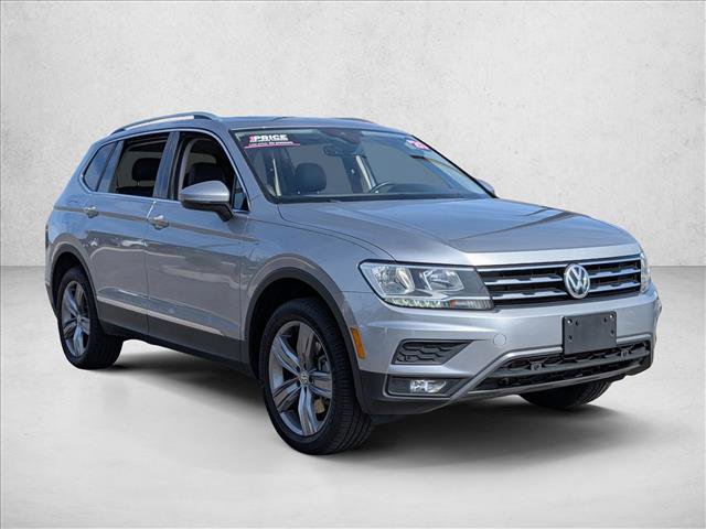 Used 2020 Volkswagen Tiguan SEL AWD/4WD image 3