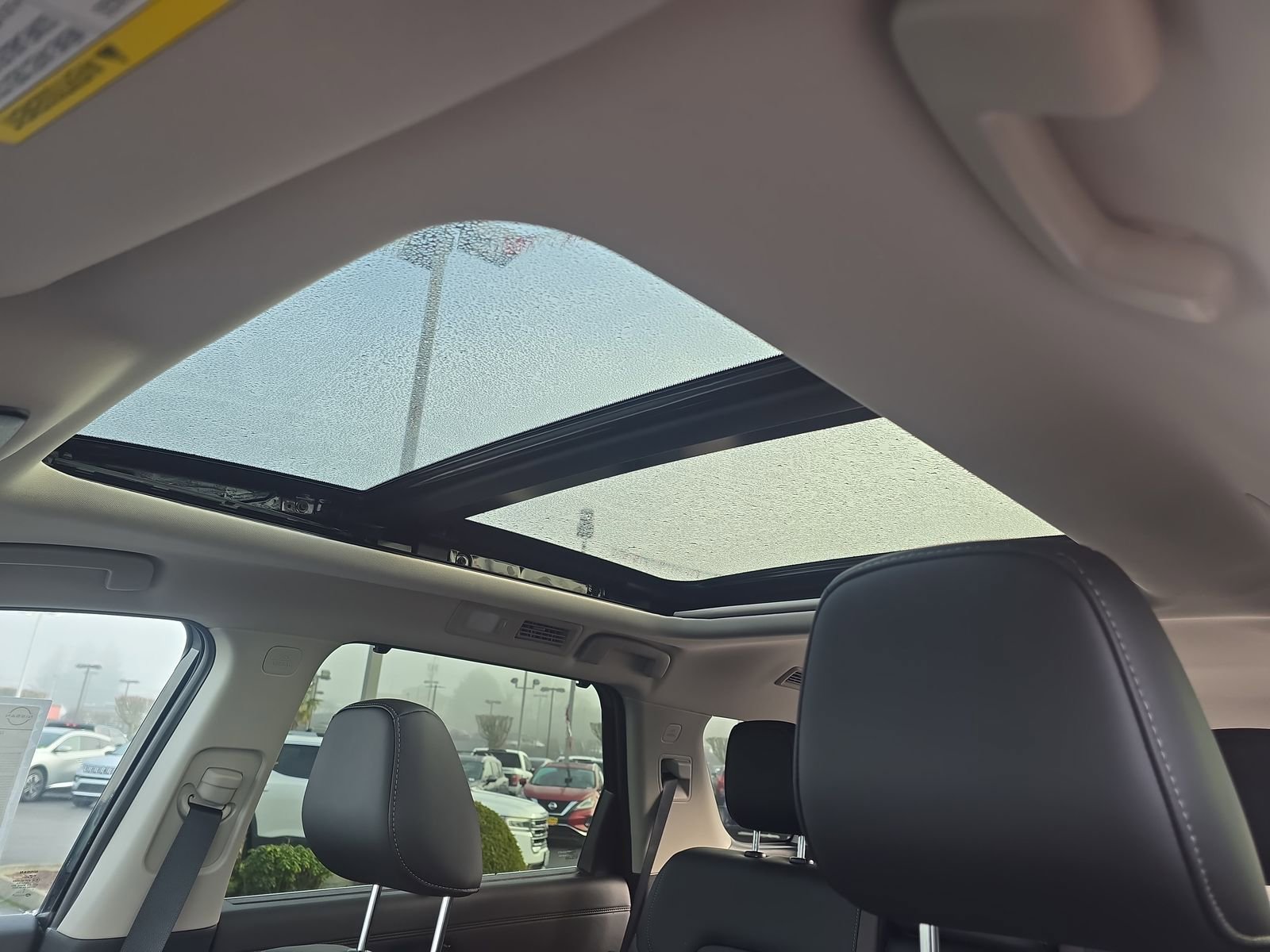 New 2025 Nissan Pathfinder Platinum image 23