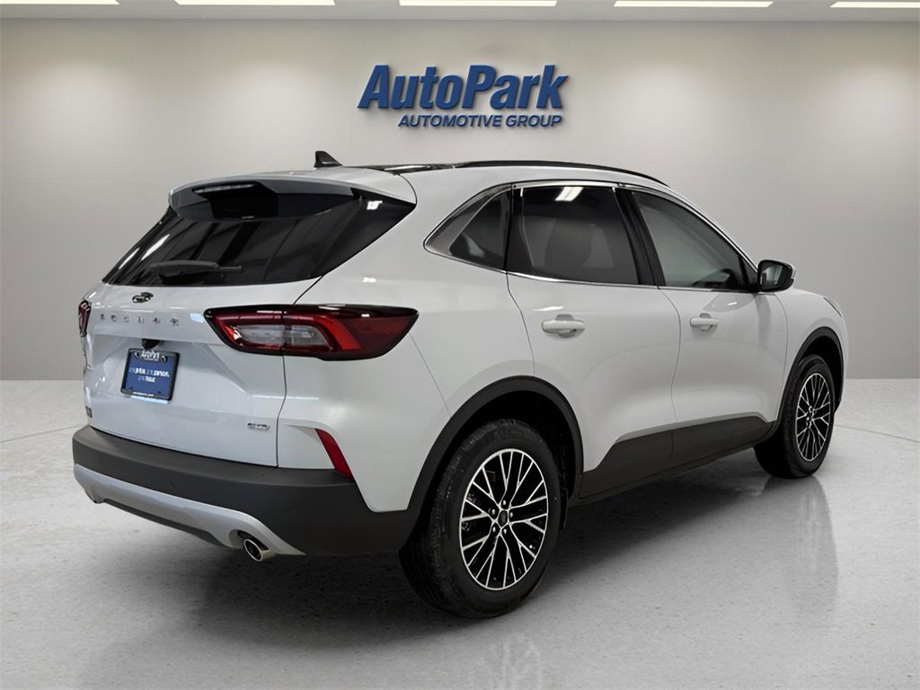 New 2026 Ford Escape SE image 7