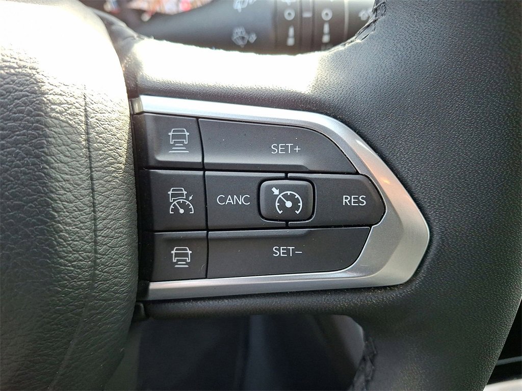 Certified 2024 Jeep Compass Limited image 18