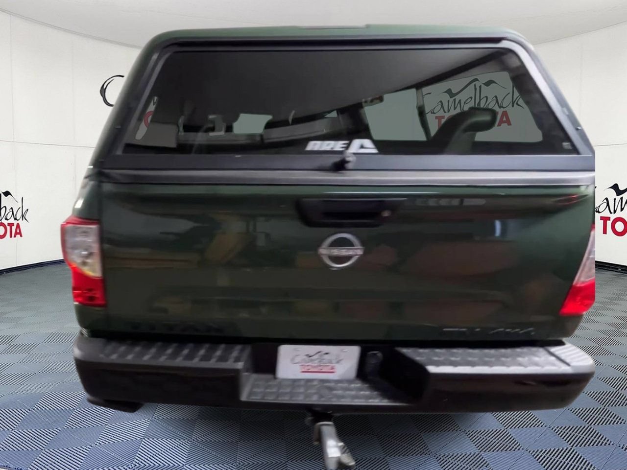Used 2024 Nissan Titan SV w/ SV Bronze Edition Package AWD/4WD image 9