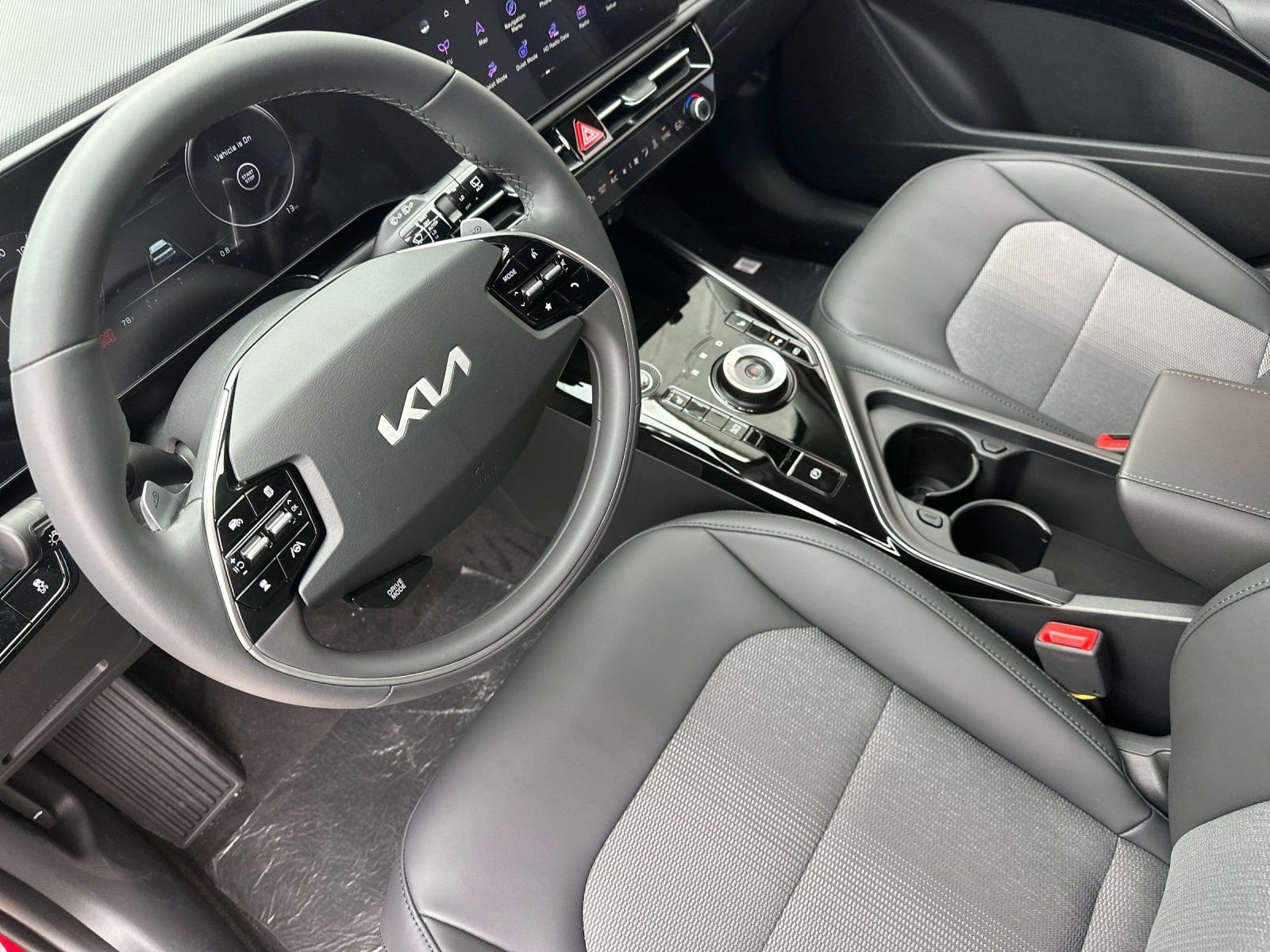 New 2026 Kia Niro Wind FWD image 10