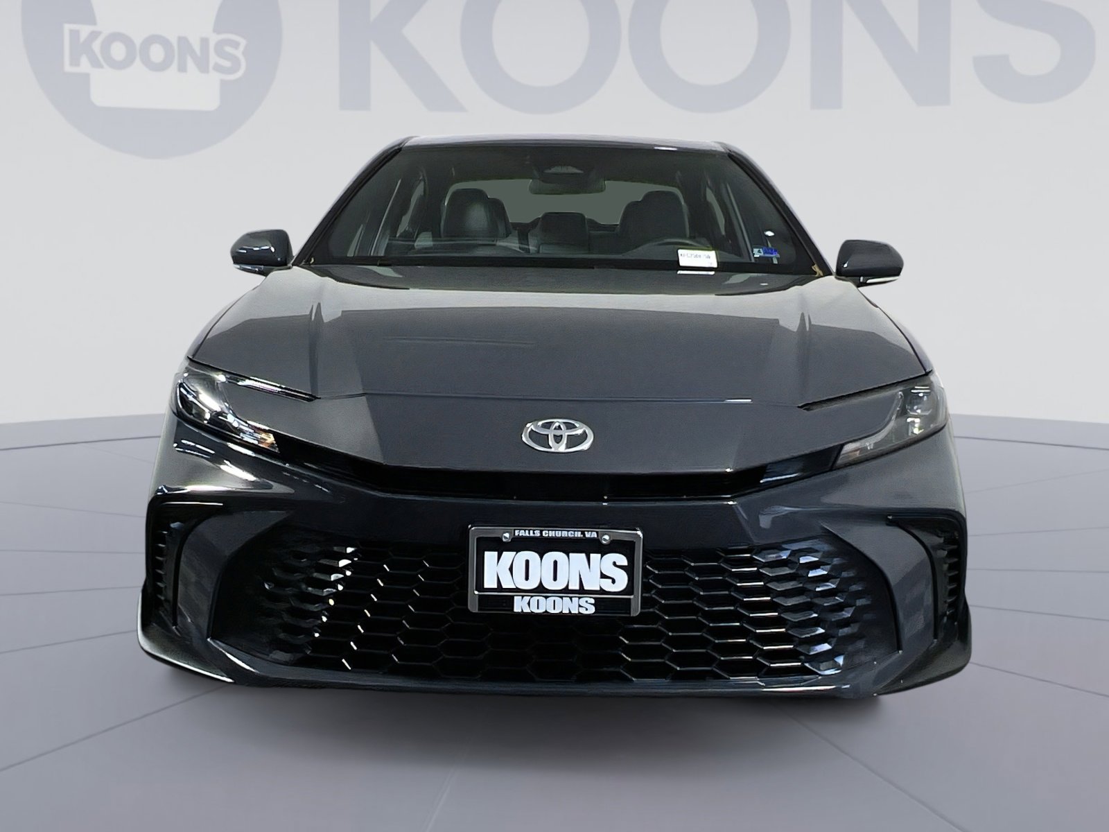 Used 2026 Toyota Camry SE image 4