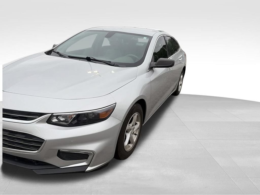 Used 2018 Chevrolet Malibu LS FWD image 14