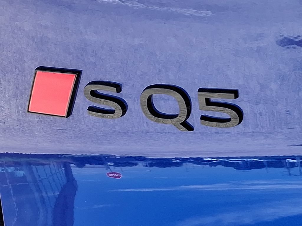 New 2026 Audi SQ5 Prestige AWD/4WD image 11