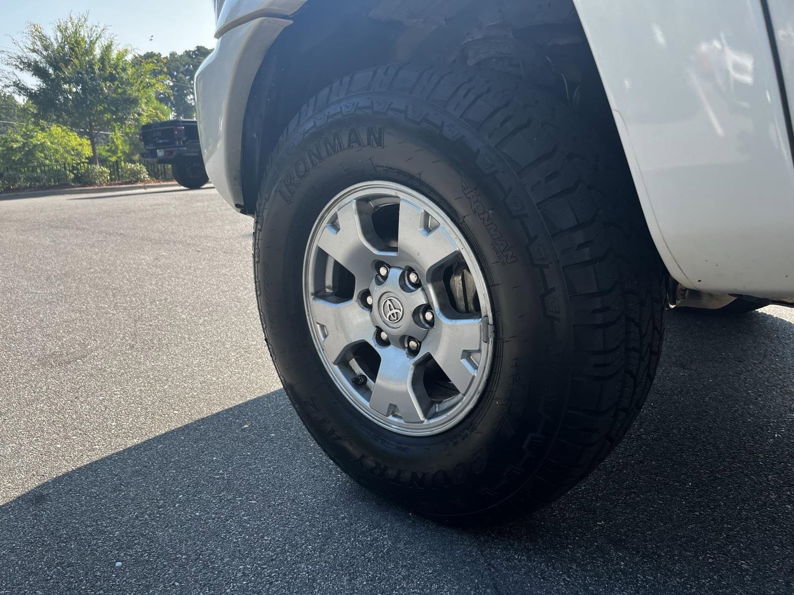 Used 2015 Toyota Tacoma PreRunner w/ SR5 Package image 10