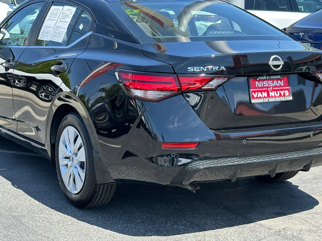 Used 2025 Nissan Sentra S FWD image 5
