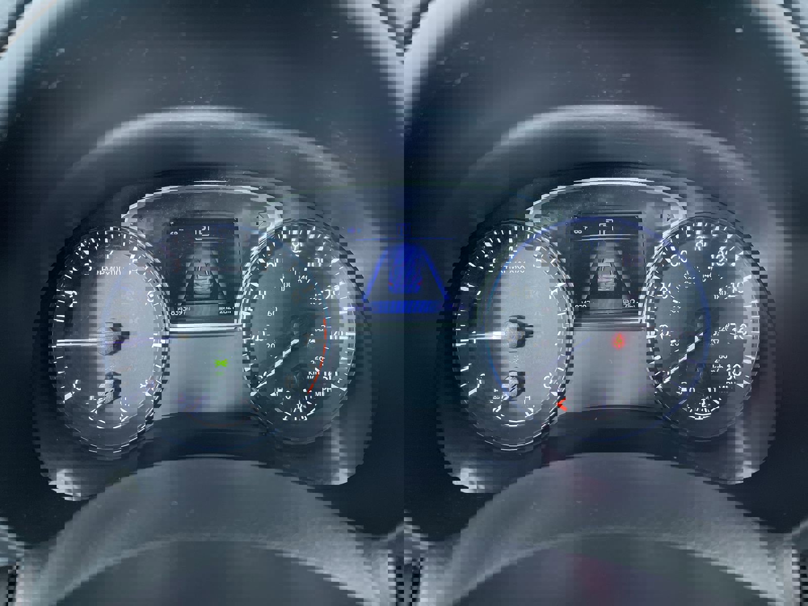 Used 2017 Nissan Altima 2.5 SR w/ LED Appearance Package image 17