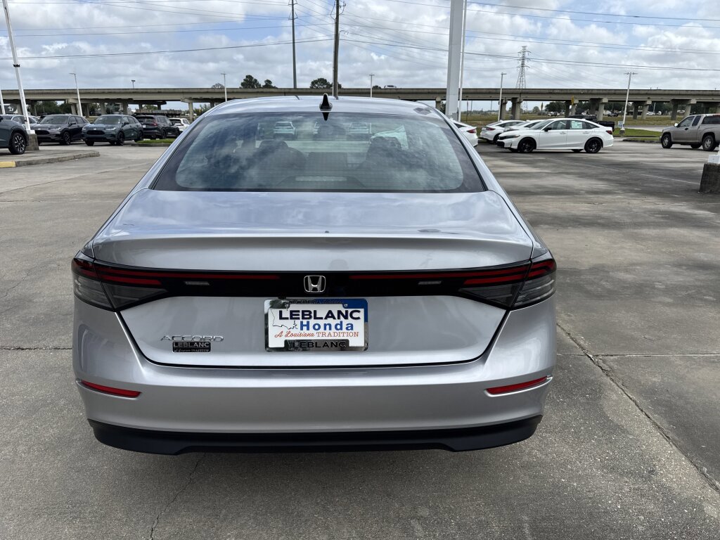 New 2026 Honda Accord SE image 5