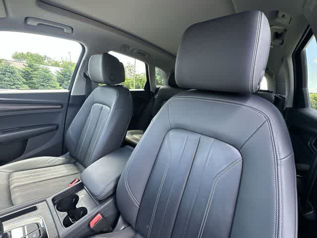 Used 2023 Audi Q5 2.0T Premium w/ Convenience Package AWD/4WD image 16