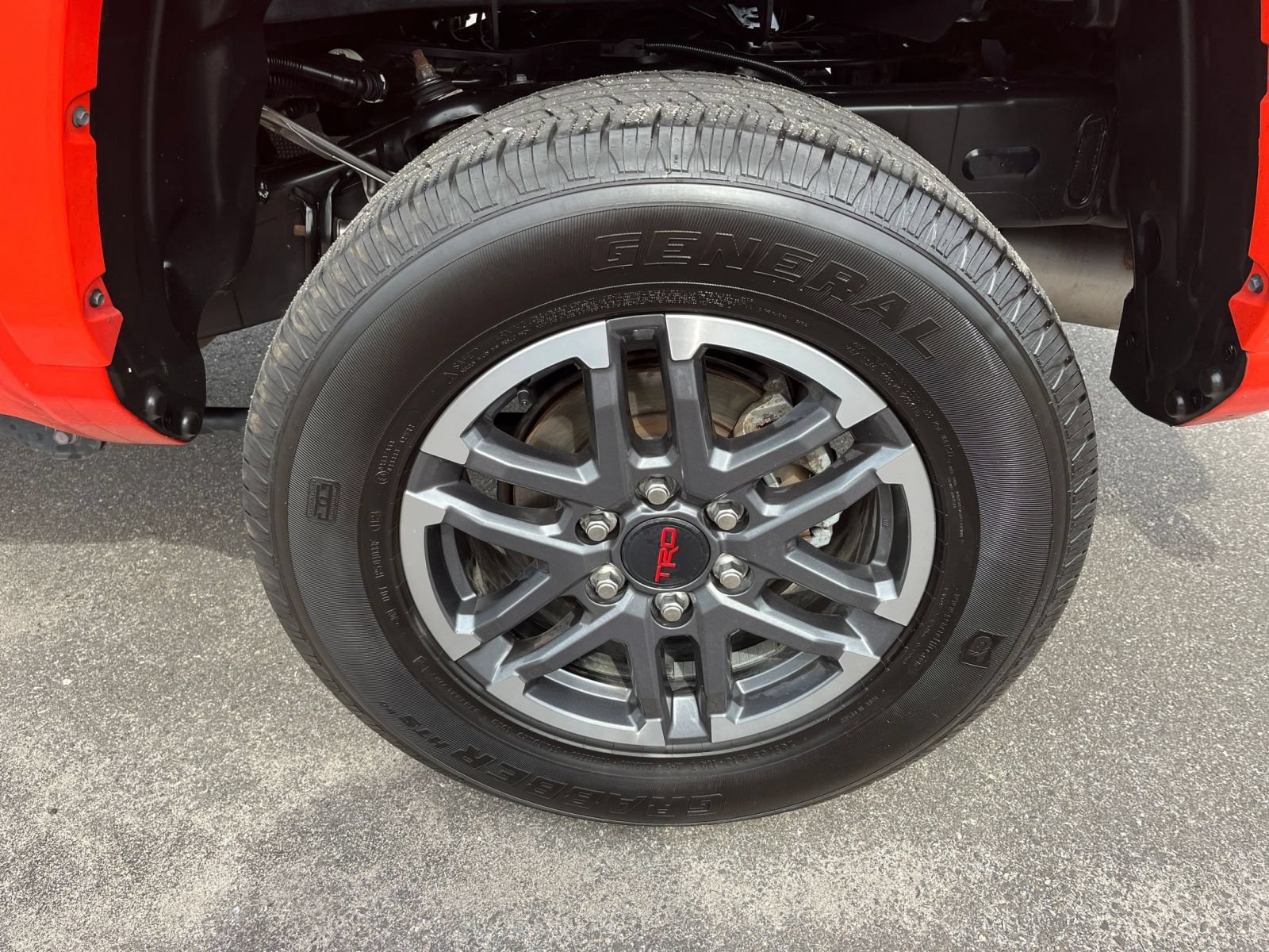 Used 2024 Toyota Tacoma TRD Sport RWD image 29