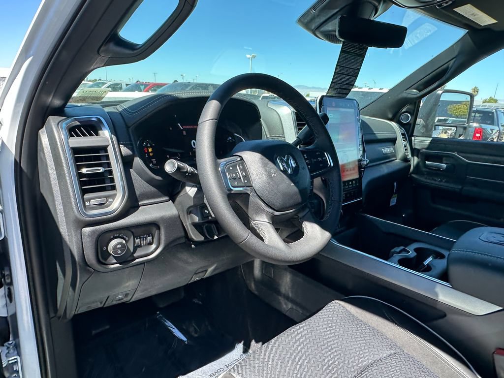 New 2026 RAM 2500 Laramie AWD/4WD image 21