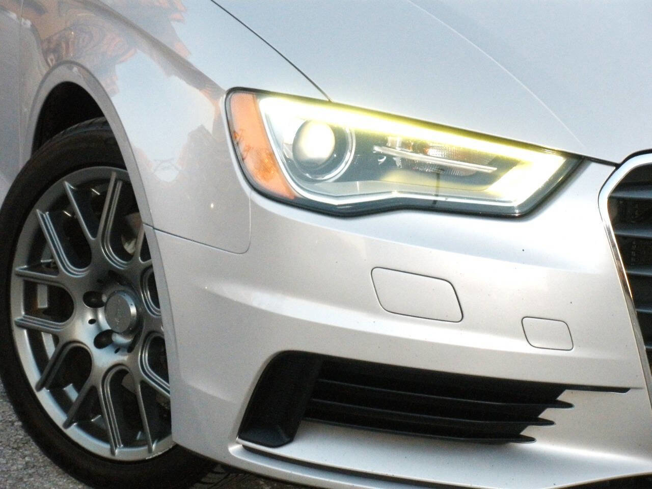 Used 2015 Audi A3 2.0T Premium Plus w/ Premium Plus Package image 3