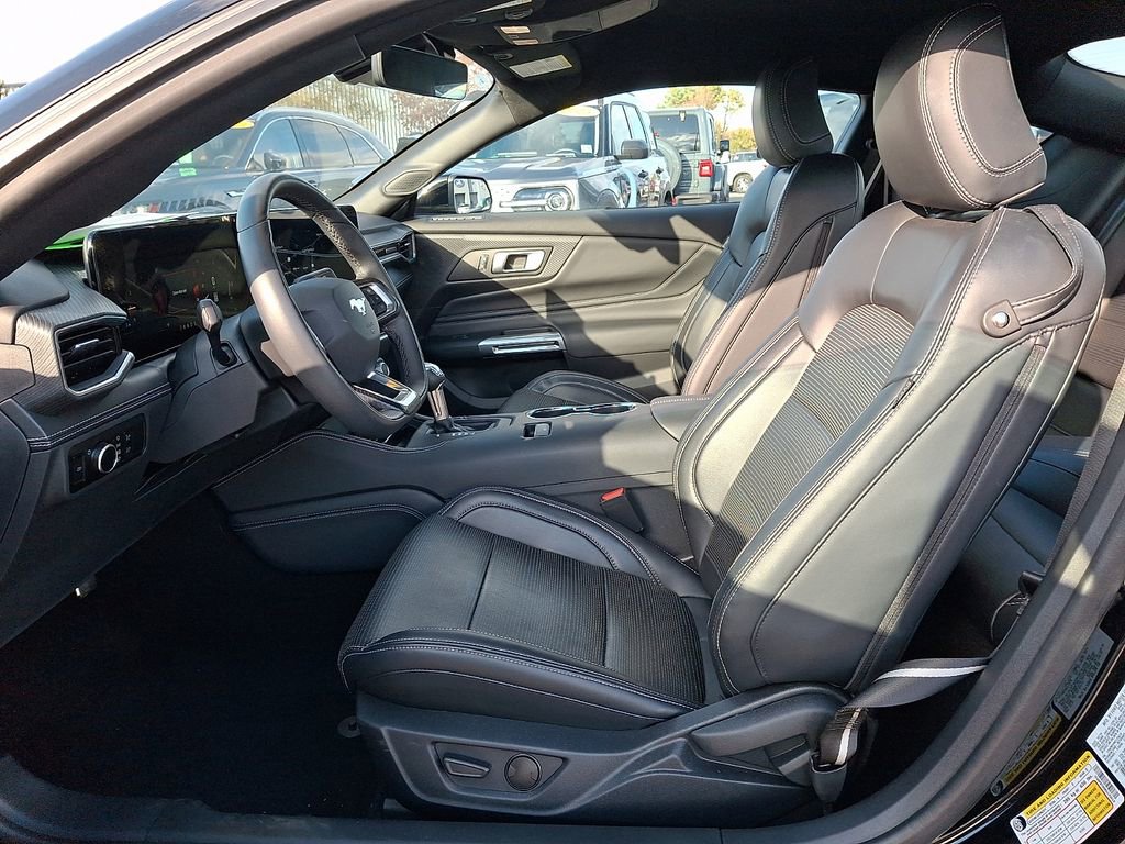 Used 2024 Ford Mustang Premium image 13