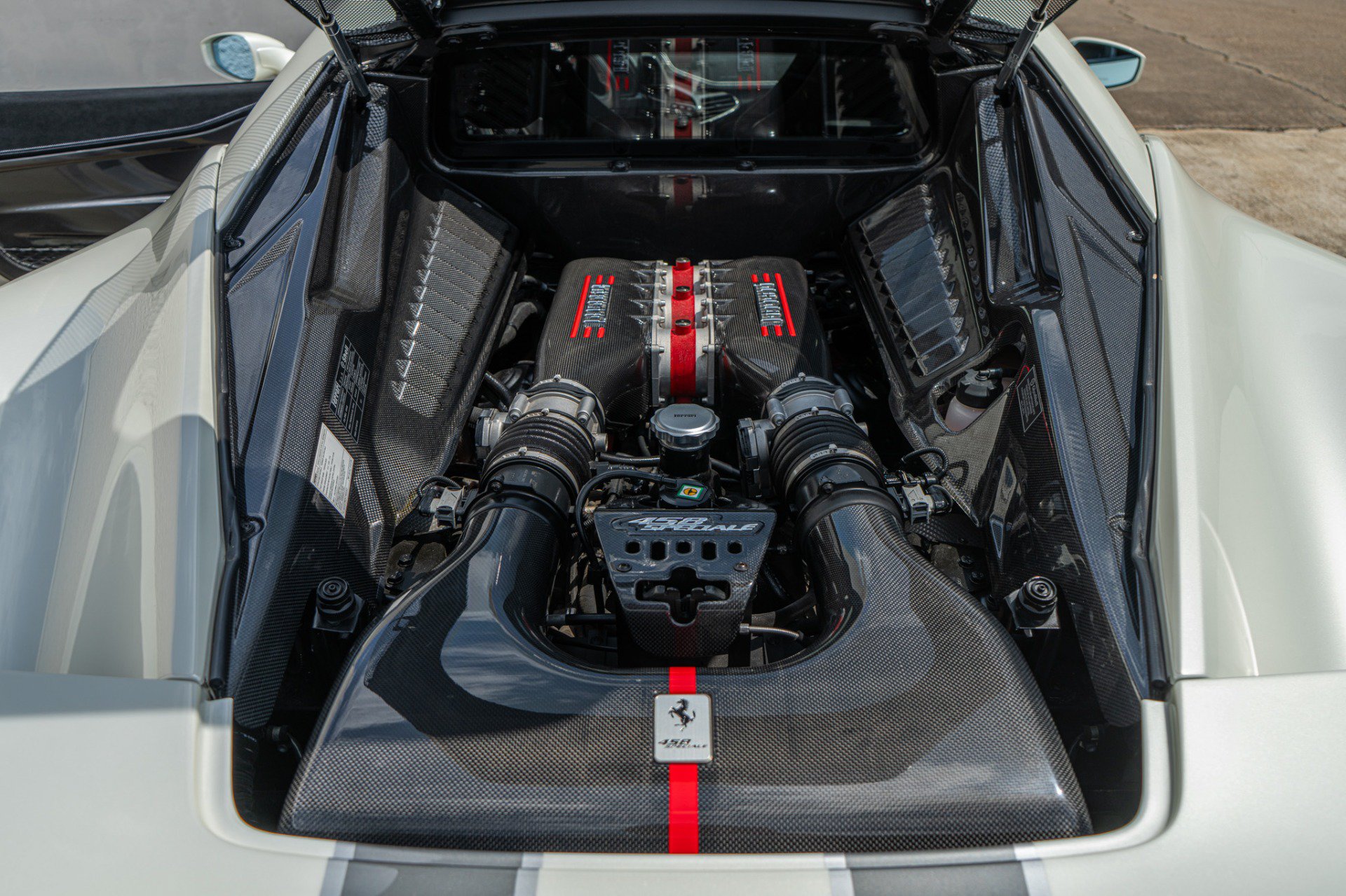 Used 2015 Ferrari 458 Speciale Coupe RWD image 91