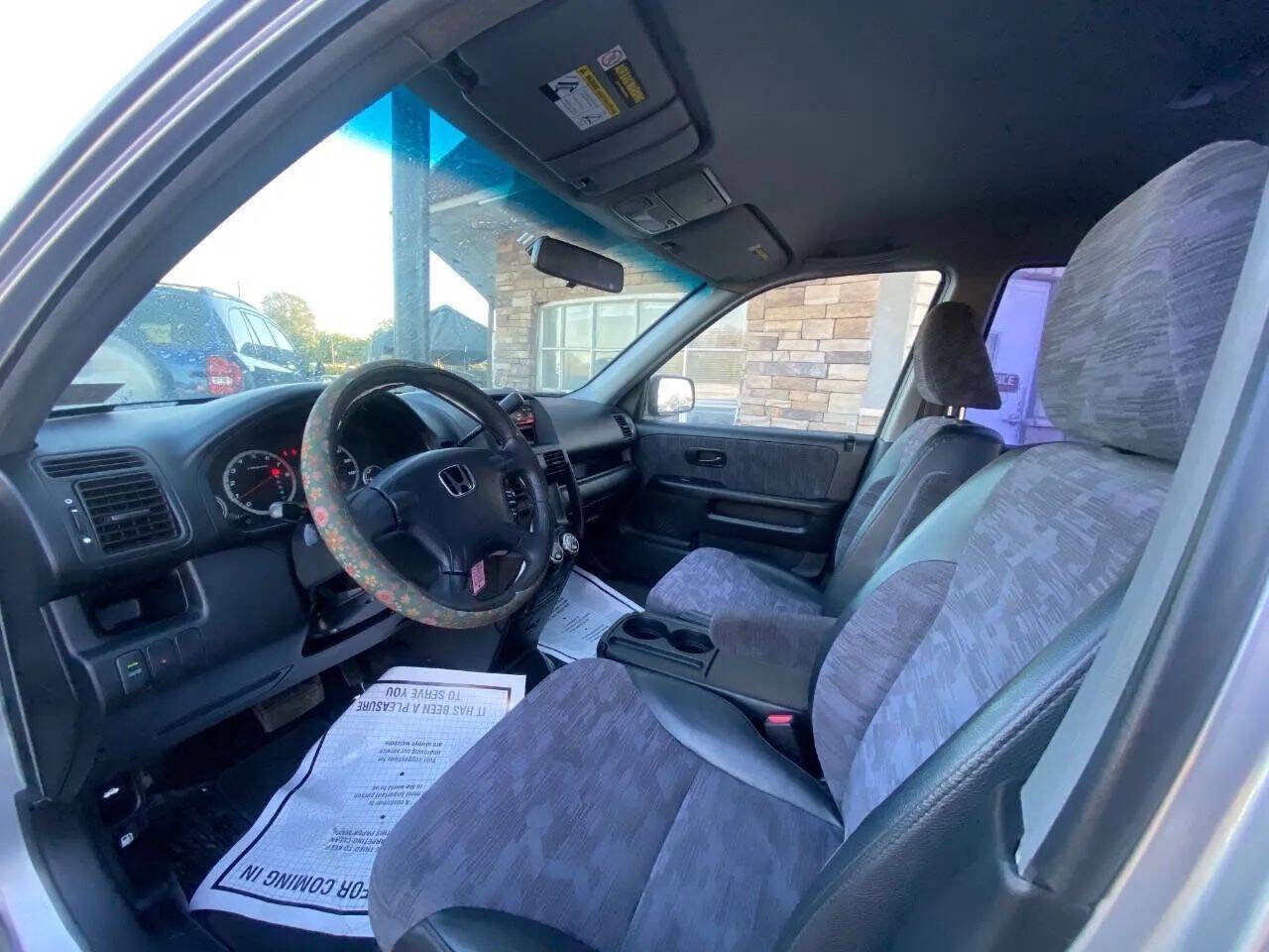 Used 2002 Honda CR-V LX image 9