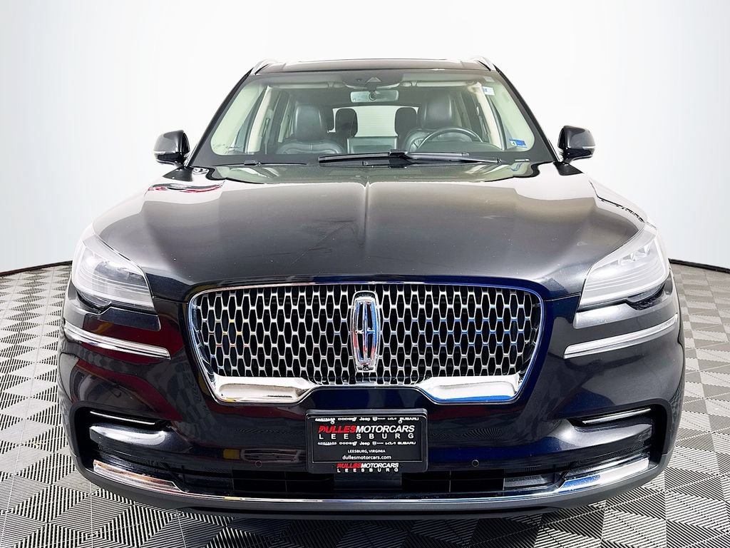 Used 2022 Lincoln Aviator Reserve AWD/4WD image 2
