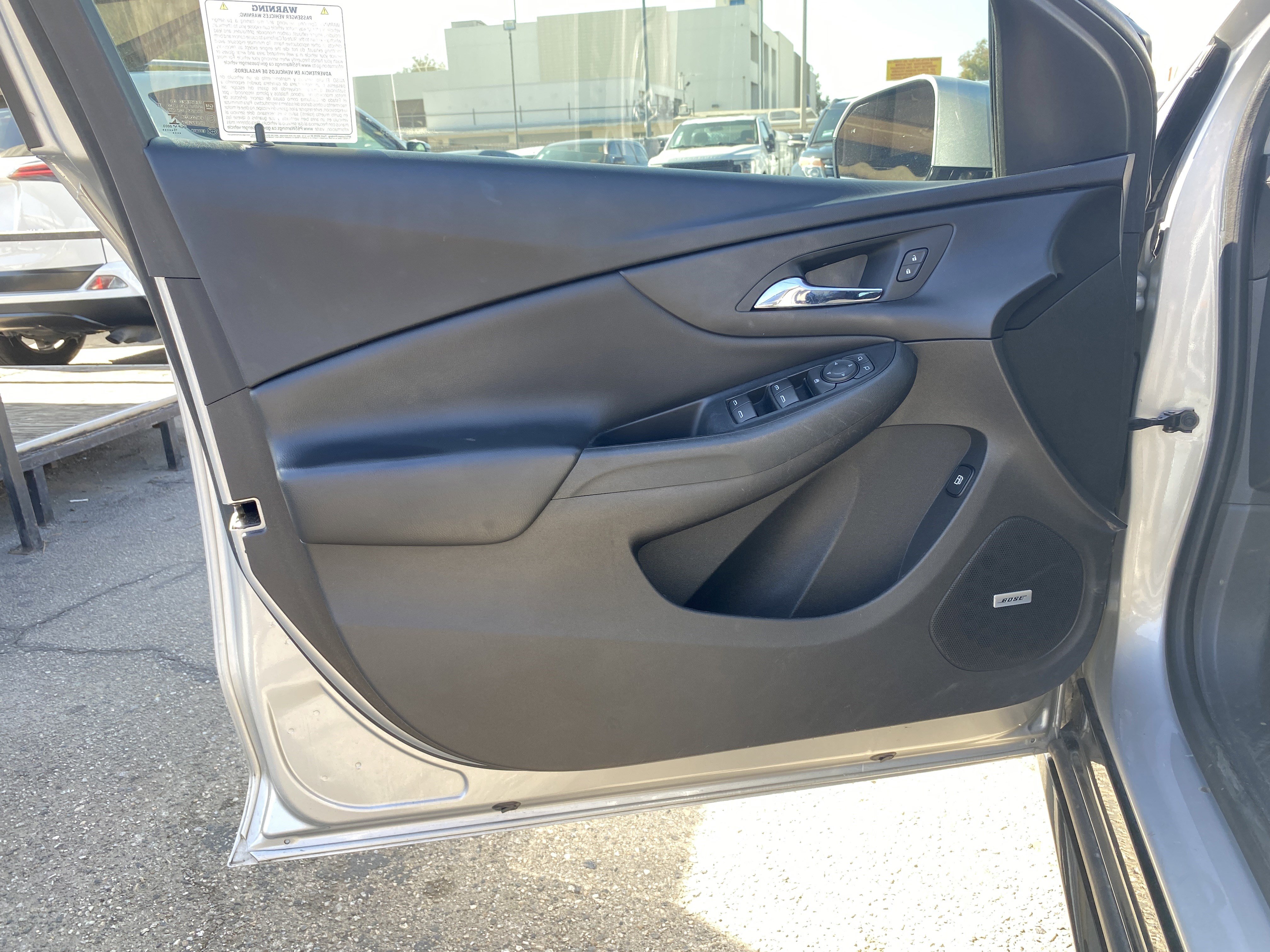 Used 2016 Chevrolet Volt Premier w/ Driver Confidence Package image 16