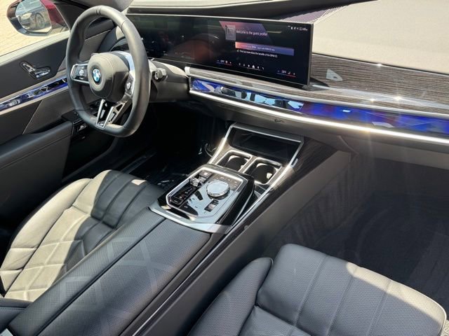 Certified 2026 BMW 740i xDrive AWD/4WD image 29