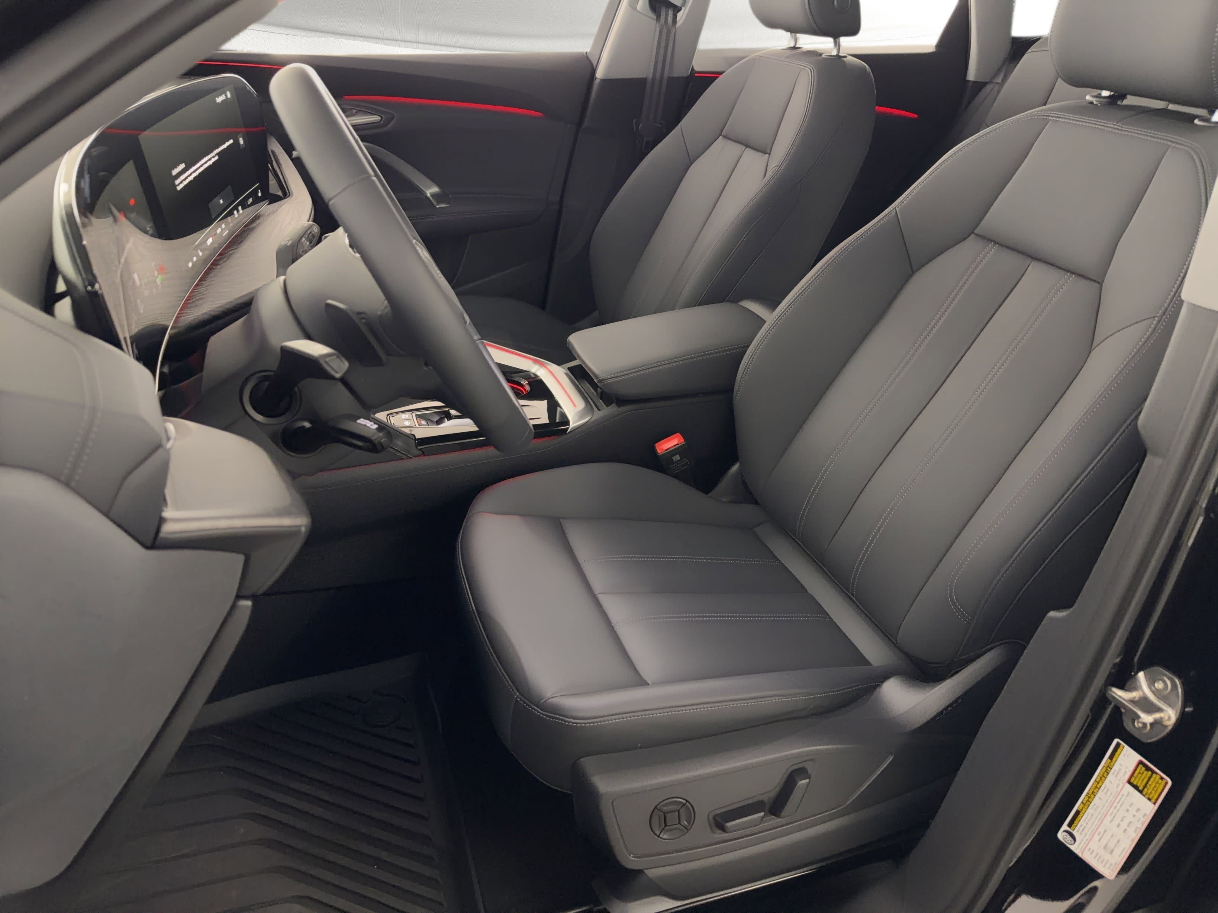 Certified 2025 Audi Q5 Premium Plus w/ Premium Plus image 5