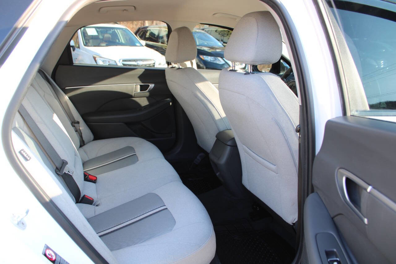 Used 2021 Hyundai Sonata SEL w/ Cargo Package image 25