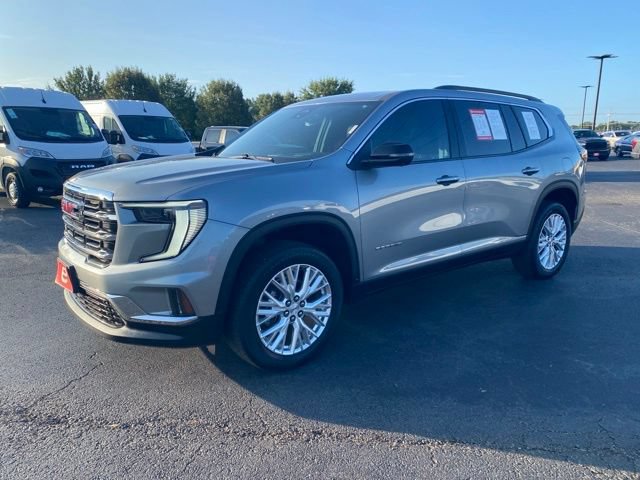 Used 2024 GMC Acadia Elevation w/ Luxury Package FWD image 3