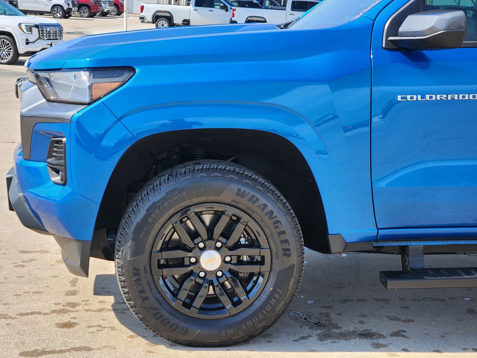 Used 2023 Chevrolet Colorado LT w/ LT Convenience Package II RWD image 25