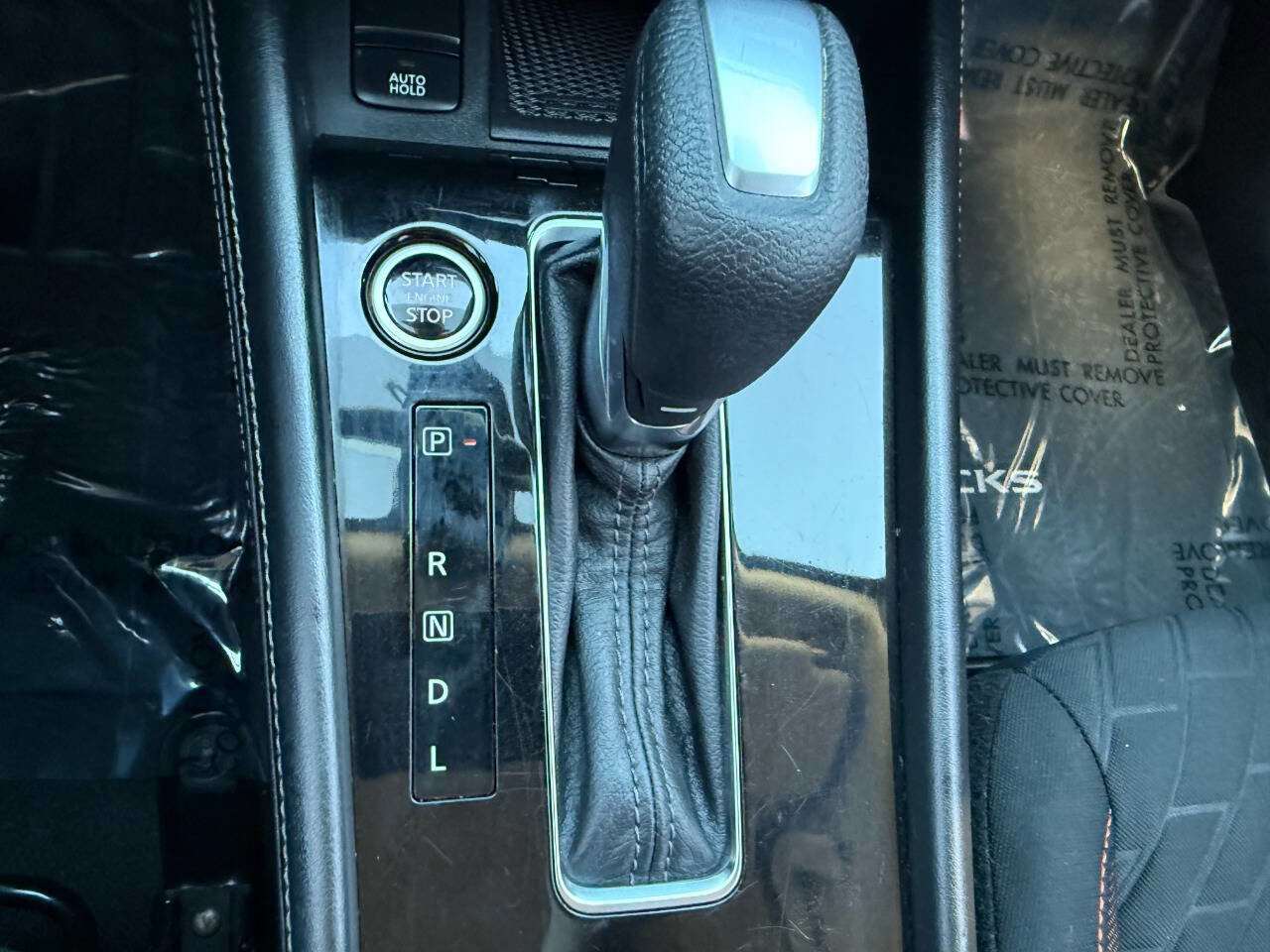 Used 2022 Nissan Kicks SR w/ Interior Electronics Package image 39