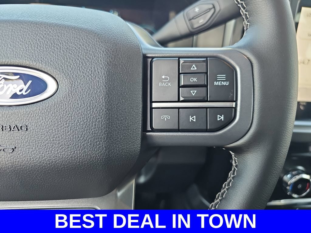 New 2026 Ford F250 Lariat w/ Black Appearance Package AWD/4WD image 17