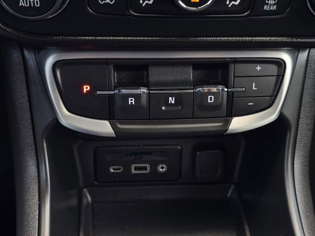 Used 2022 GMC Terrain SLT image 23