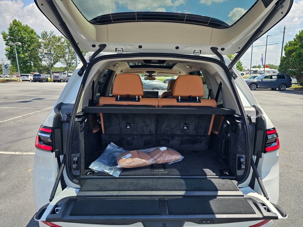 New 2027 BMW X7 xDrive40i AWD/4WD image 25