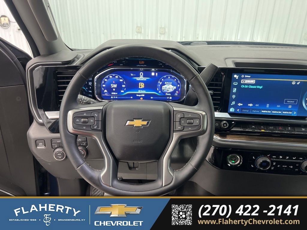 Used 2023 Chevrolet Silverado 1500 LT AWD/4WD image 25