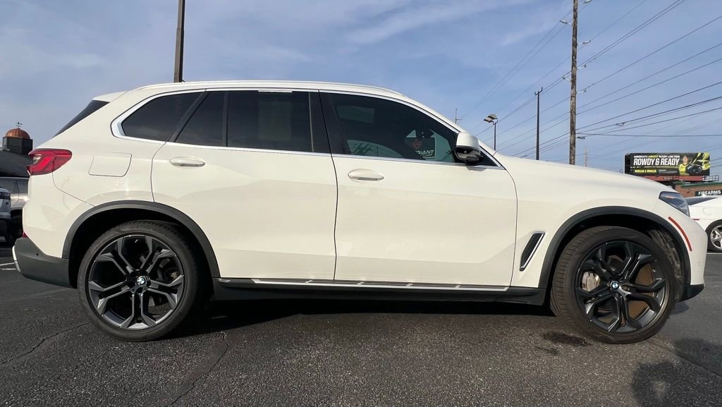 Used 2019 BMW X5 xDrive40i w/ Convenience Package image 9