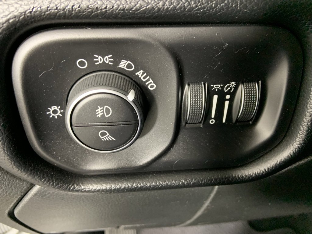 Used 2020 RAM 2500 Laramie image 9