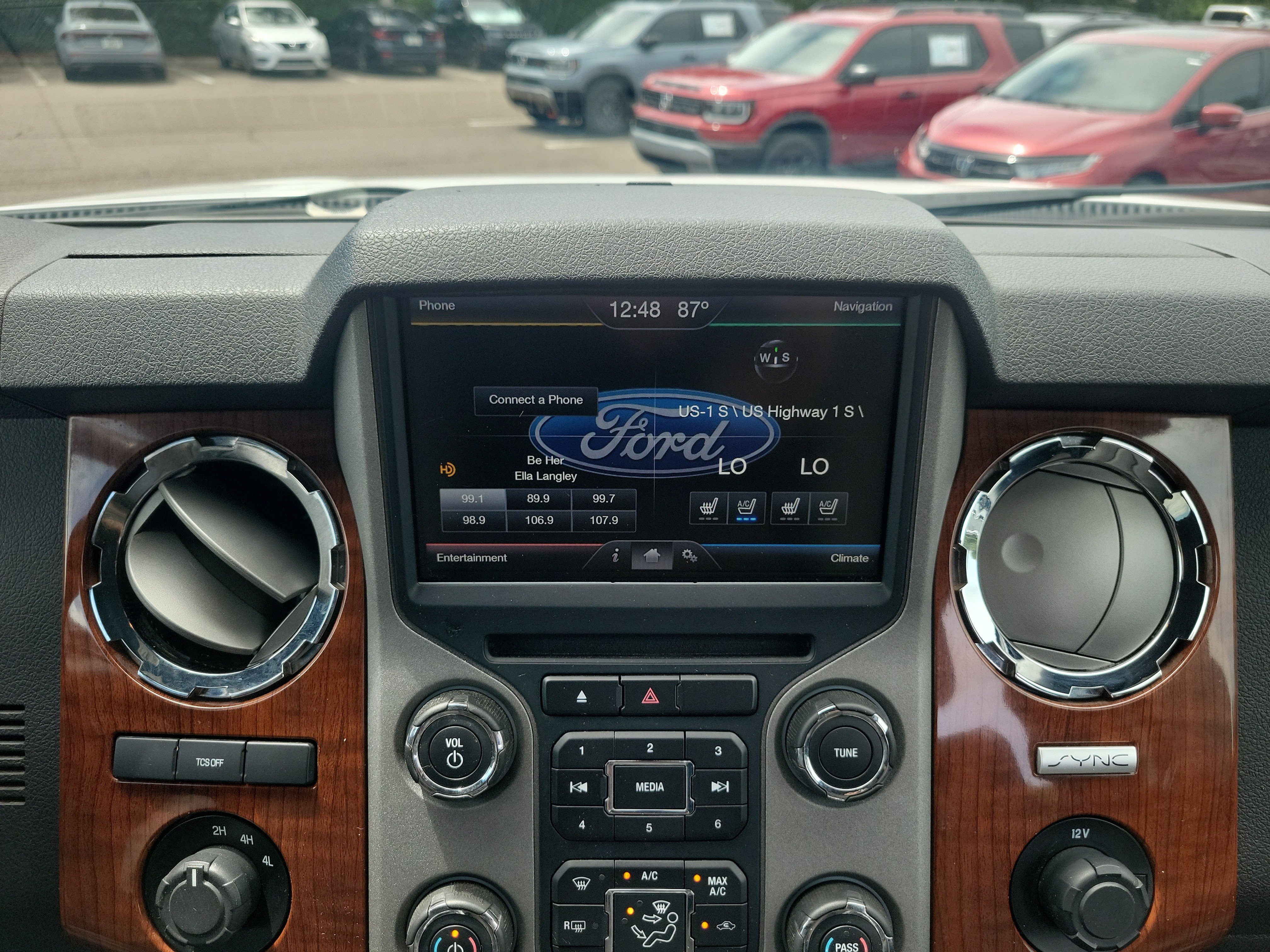 Used 2015 Ford F350 King Ranch w/ FX4 Off-Road Package AWD/4WD image 14