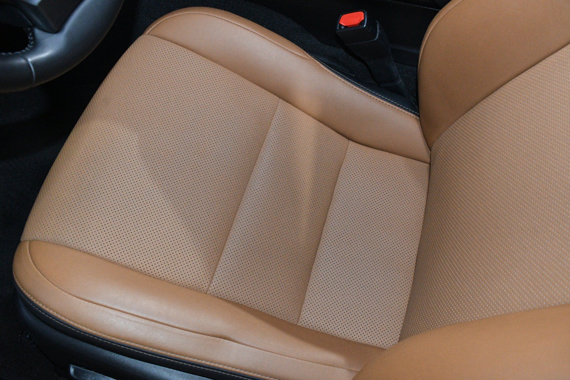 Used 2023 Lexus IS 300 w/ Premium Package RWD image 11