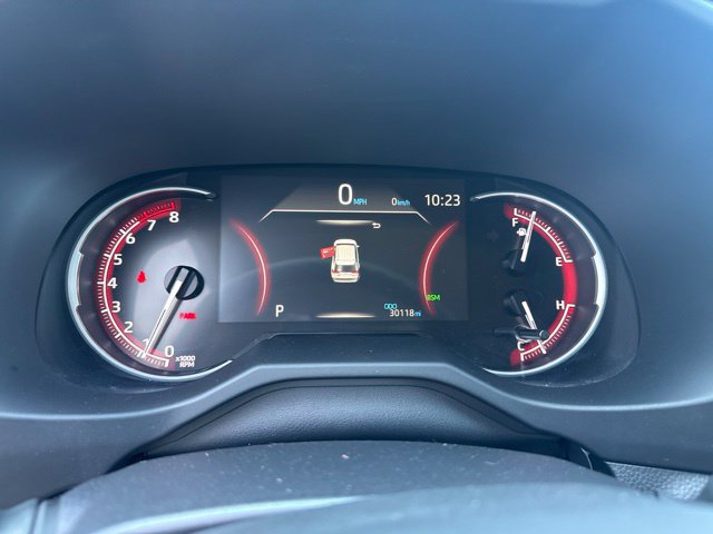 Used 2025 Toyota RAV4 XLE AWD/4WD image 16