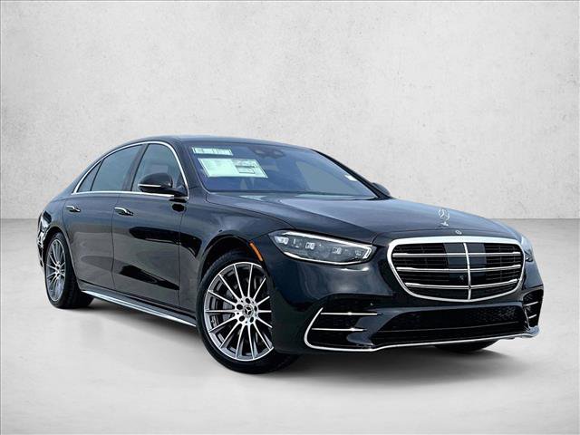New 2026 Mercedes-Benz S 580e 4MATIC Sedan image 2