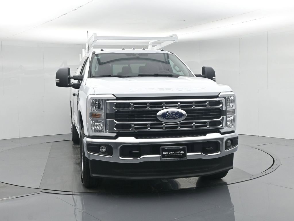 New 2026 Ford F350 XL w/ XL Chrome Package AWD/4WD image 34