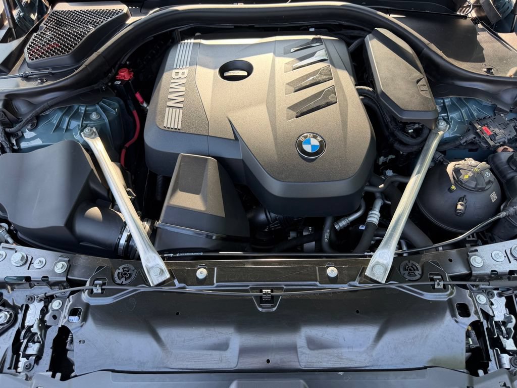 Used 2024 BMW 530i xDrive w/ Premium Package AWD/4WD image 31