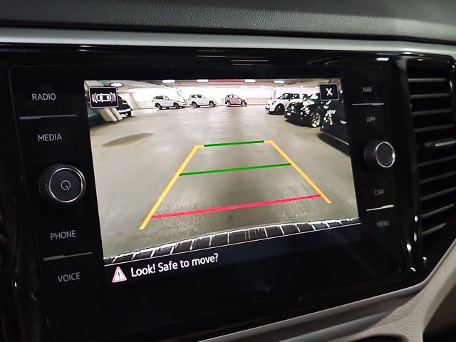 Used 2021 Volkswagen Atlas SEL R-Line FWD image 14
