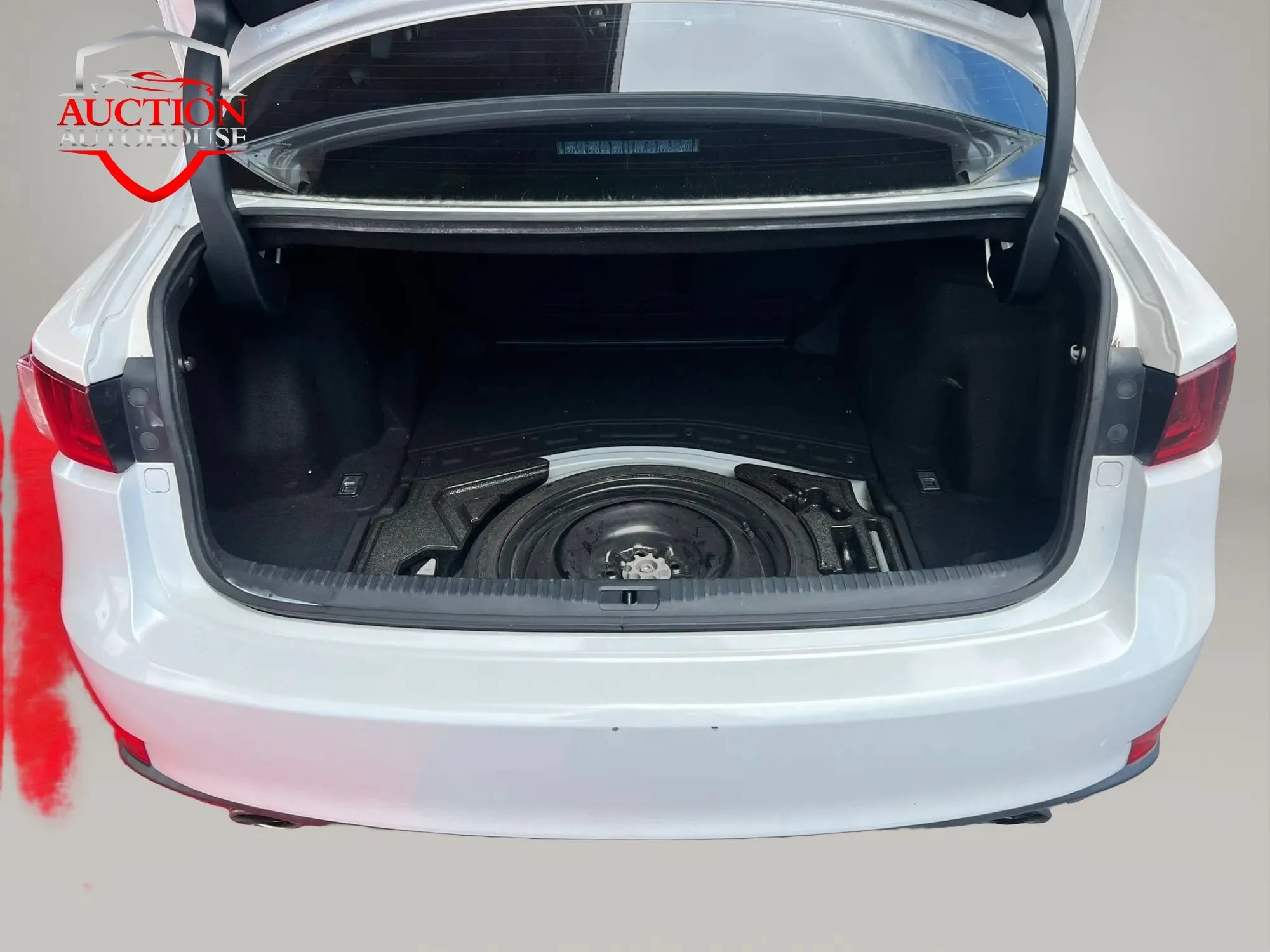 Used 2016 Lexus IS 200t RWD image 22