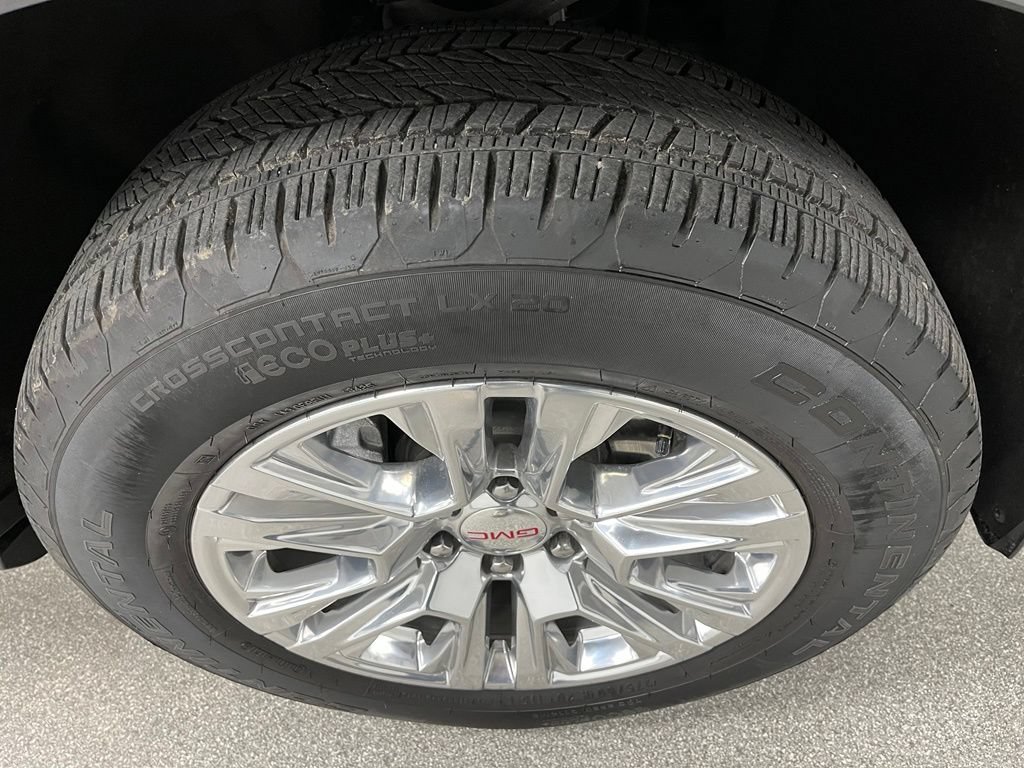 Used 2025 GMC Yukon XL Denali w/ Sun & Power Step Package AWD/4WD image 18