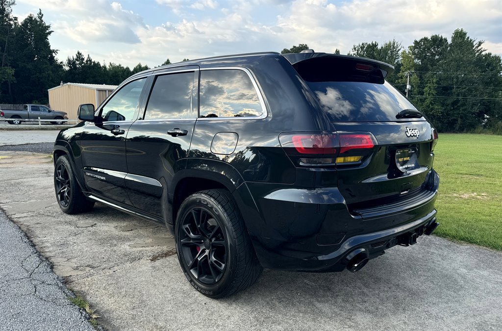 Used 2014 Jeep Grand Cherokee SRT8 w/ Luxury Group II image 10