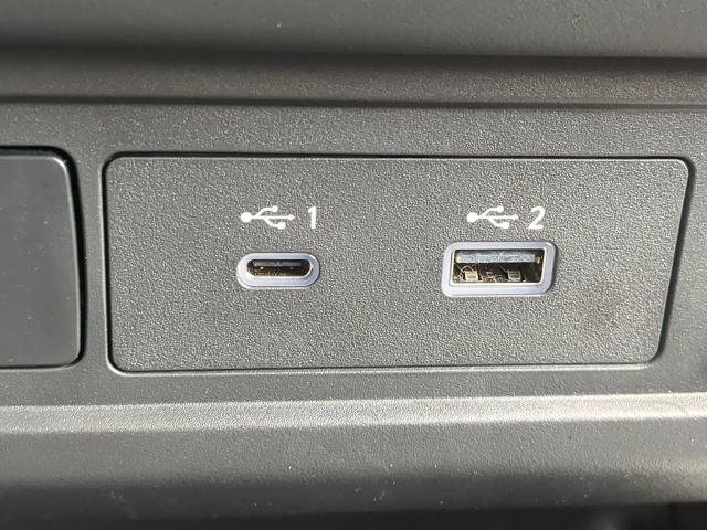 Certified 2024 Nissan Frontier SL image 22