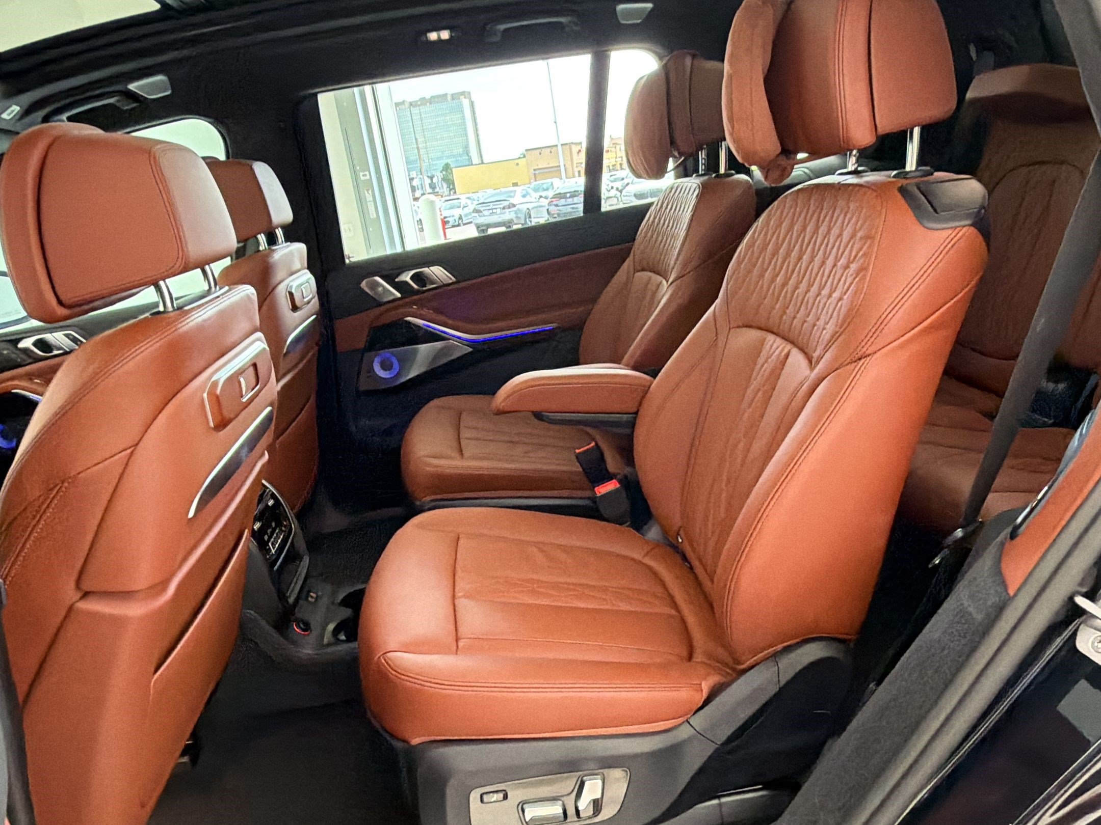 Certified 2025 BMW X7 M60i w/ Executive Package AWD/4WD image 23
