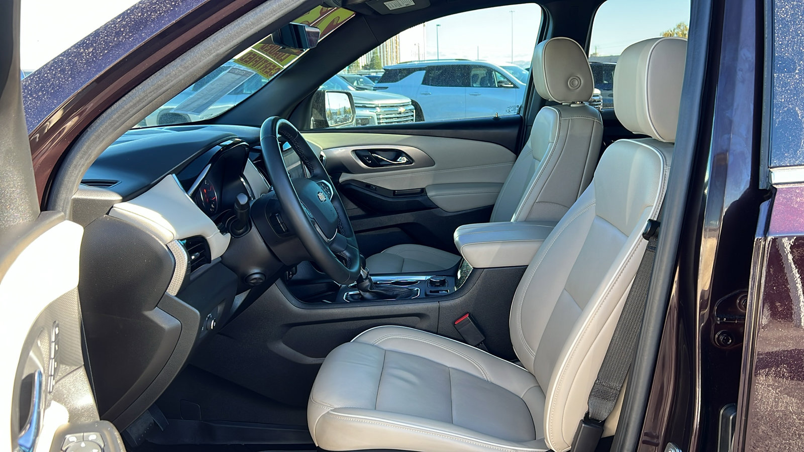 Certified 2023 Chevrolet Traverse Premier w/ LPO, Floor Liner Package image 31