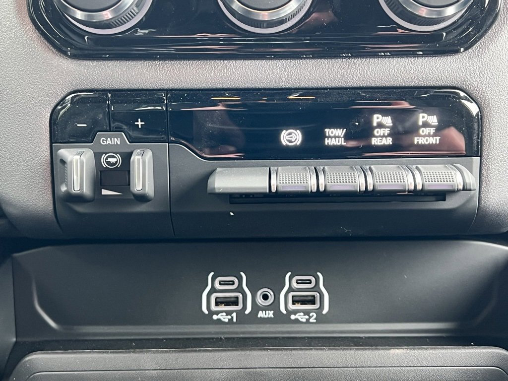 New 2025 RAM 2500 Big Horn image 23