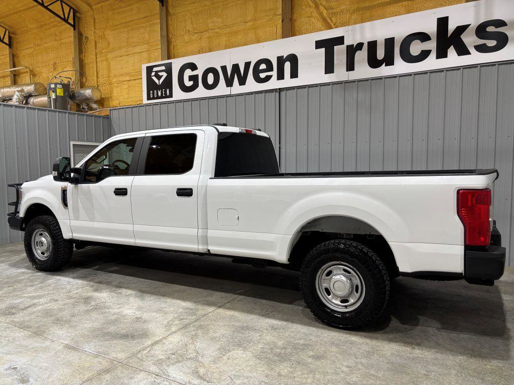 Used 2022 Ford F250 XL w/ Power Equipment Group AWD/4WD image 5