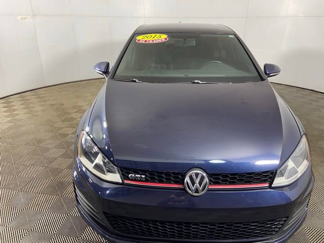 Used 2015 Volkswagen Golf 4-Door image 3
